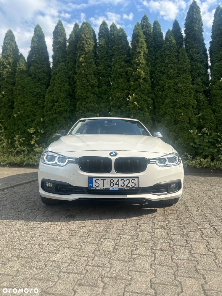 BMW Seria 3 318i - 2
