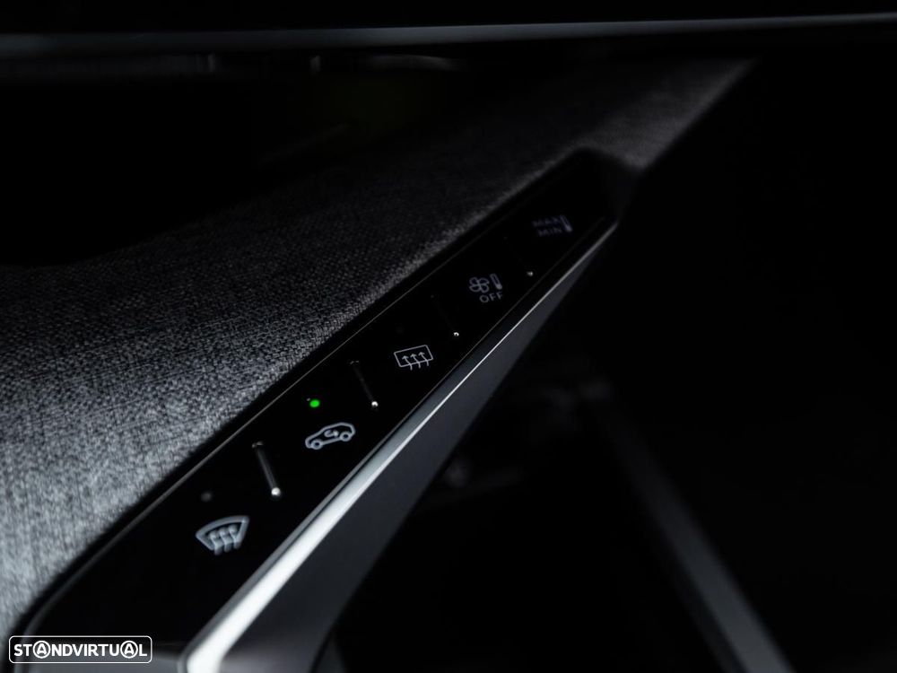 Peugeot E-3008 GT - 22