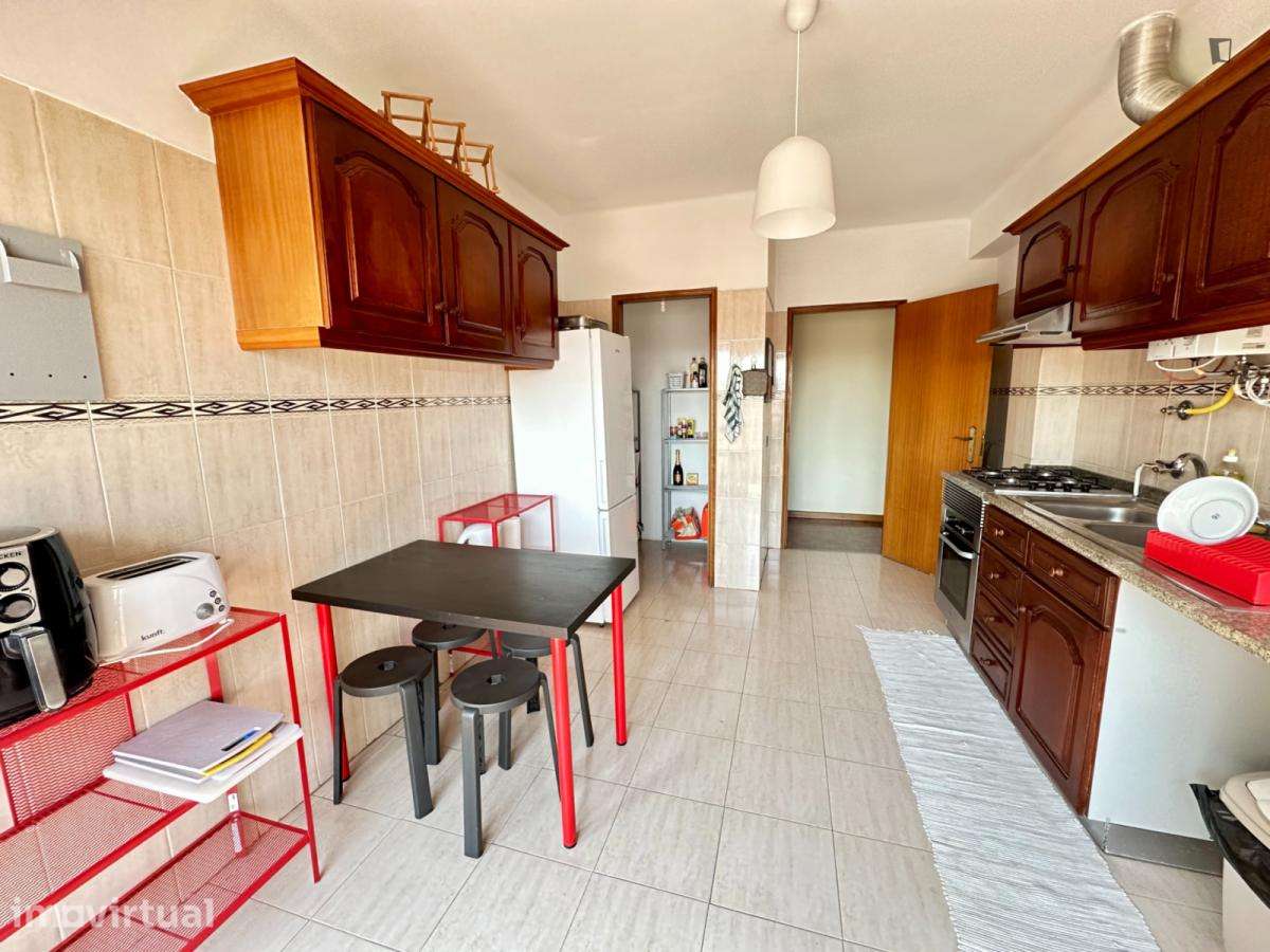 Quarto - localizado em Bairro do Sol Coimbra - Grande imagem: 4/9