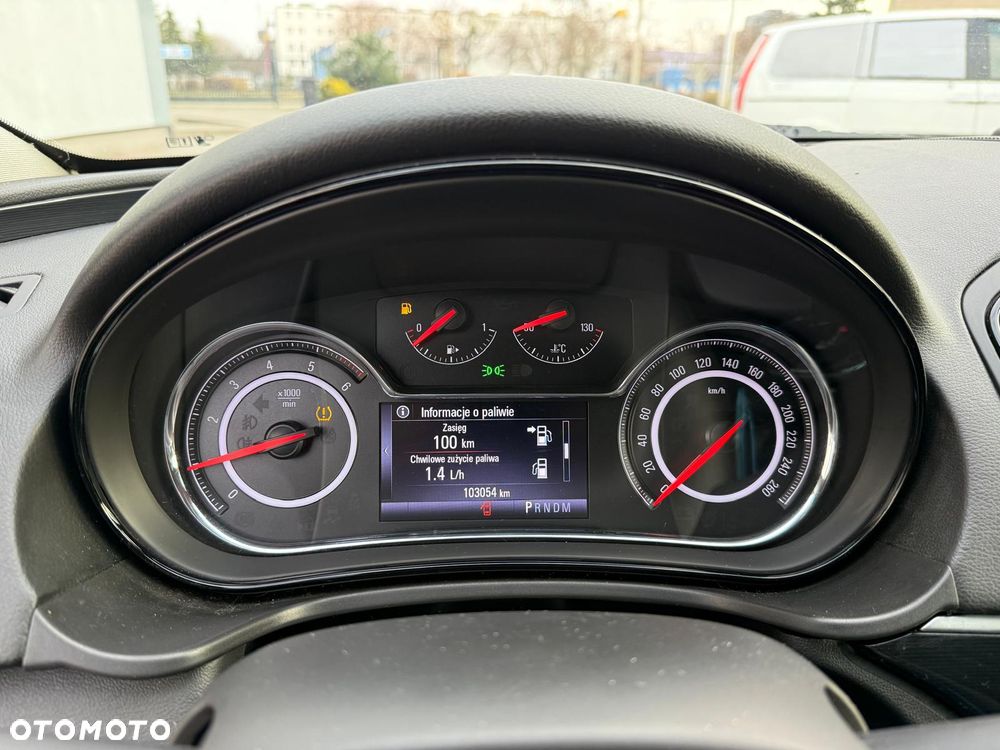 Opel Insignia 2.0 CDTI - 6