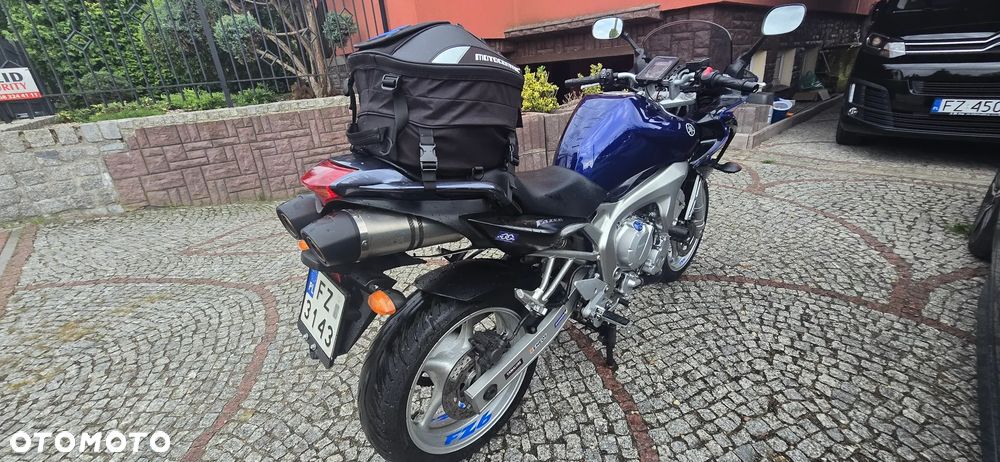Yamaha FZ6 - 9