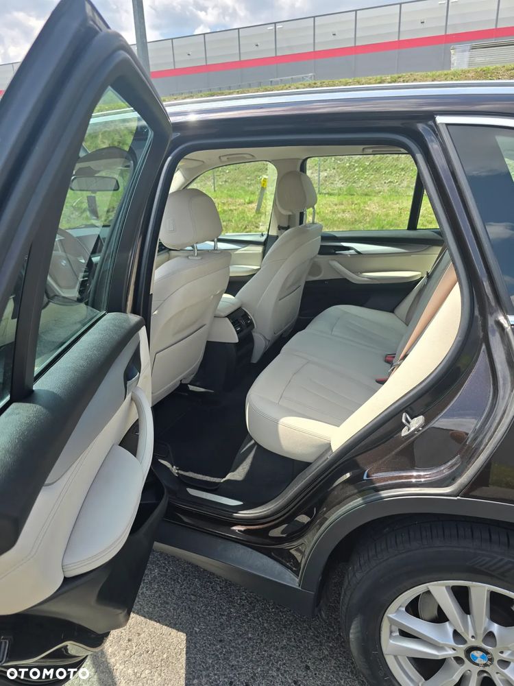 BMW X5 xDrive25d - 16