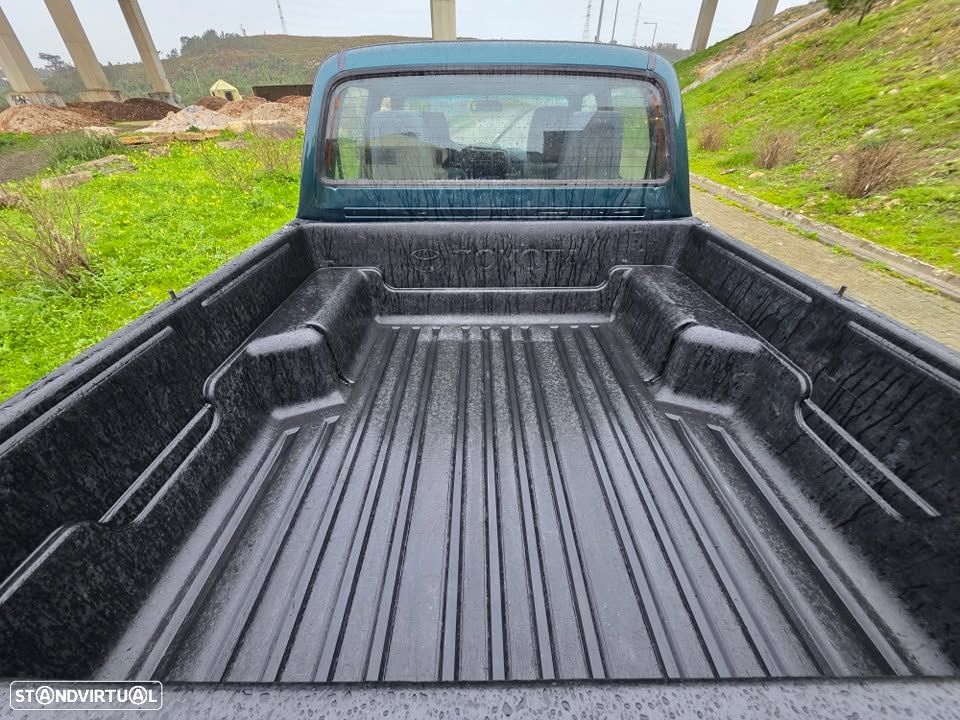 Toyota Hilux 2.4 TD LN165LSR Tracker - 8