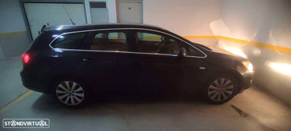 Opel Astra Sports Tourer 1.3 CDTi Cosmo S/S - 2