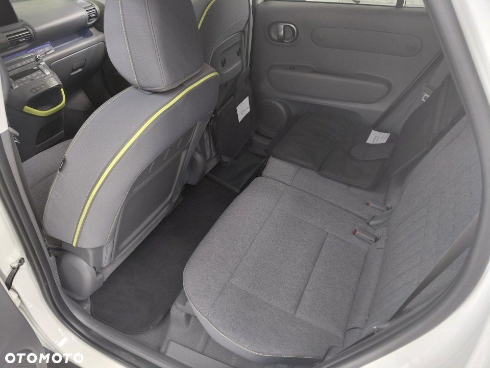 Hyundai Inster - 8