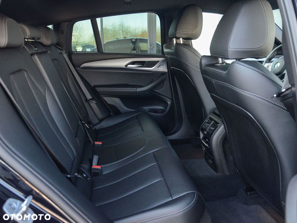 BMW X4 - 30