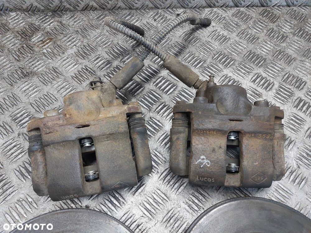TARCZE HAMULCOWE PRZÓD + KLOCKI + ZACISKI RENAULT CLIO II 1.4 8V - 2