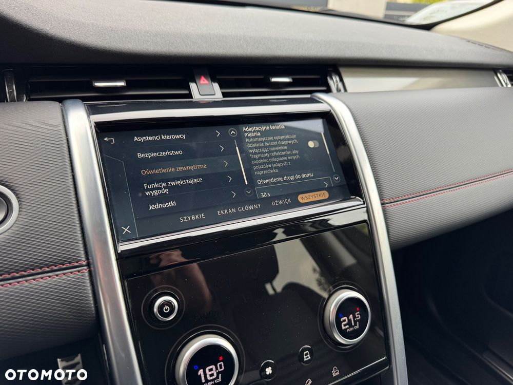 Land Rover Discovery Sport P200 R-Dynamic HSE - 35