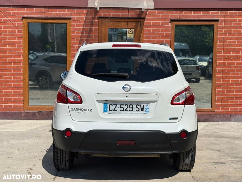 Nissan Qashqai+2 - 38