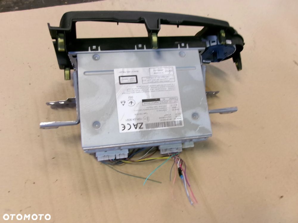 RADIO TOYOTA YARIS III - 2