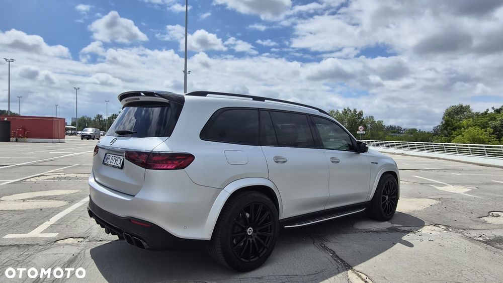 Mercedes-Benz GLS - 4