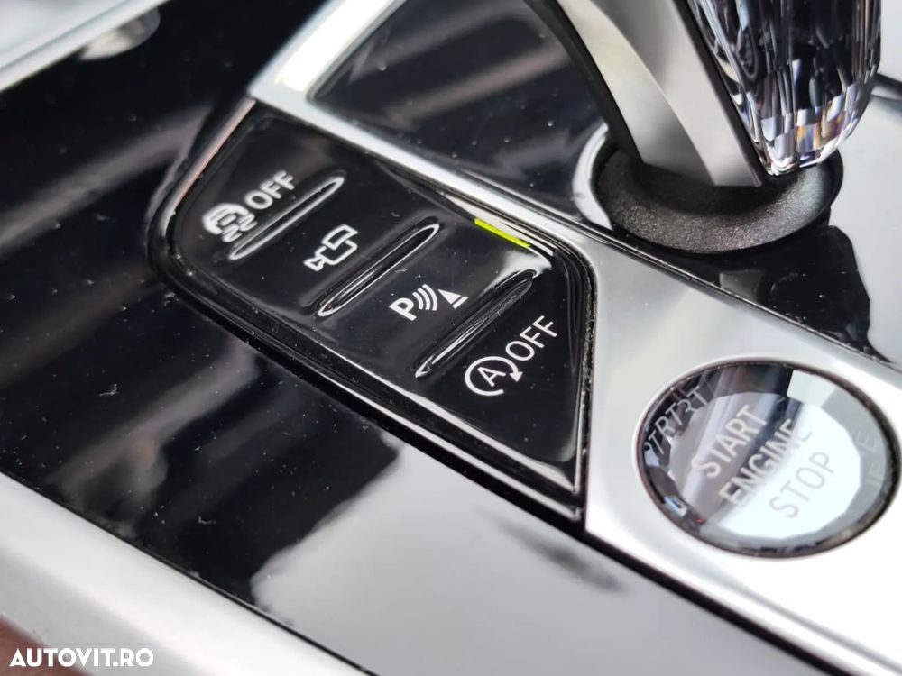 BMW X6 M M50d - 28