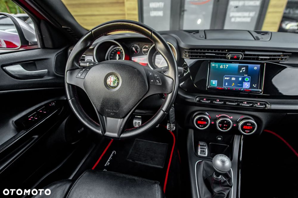 Alfa Romeo Giulietta 1.8 TBi 16V Quadrifoglio Verde - 25
