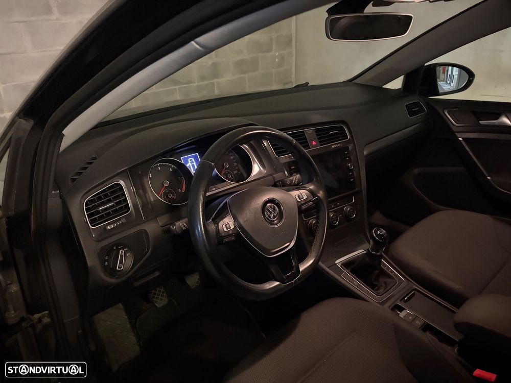 VW Golf Variant 1.6 TDi Confortline - 3