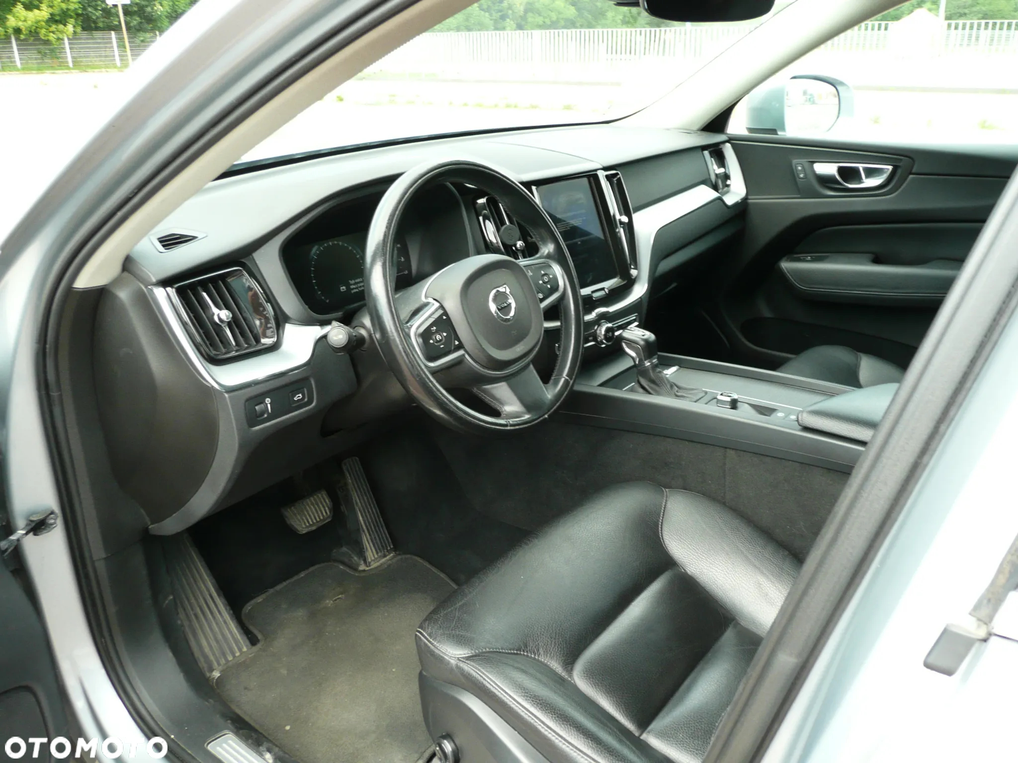Volvo XC 60 T6 AWD Momentum - 10
