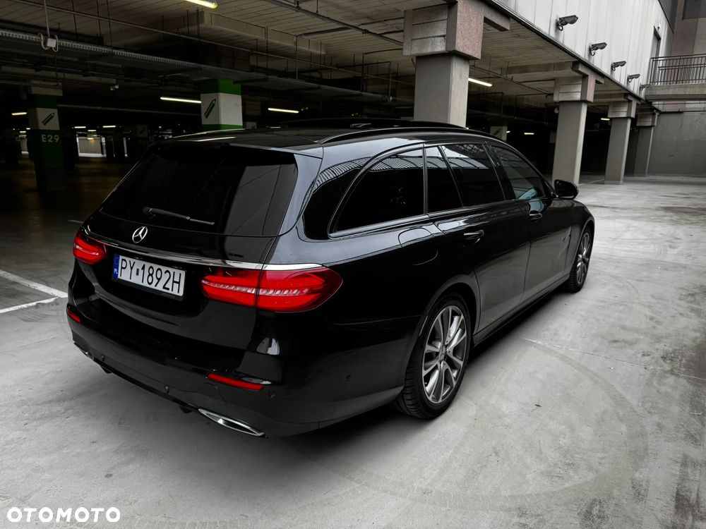 Mercedes-Benz Klasa E 220 d T 9G-TRONIC AMG Line - 6