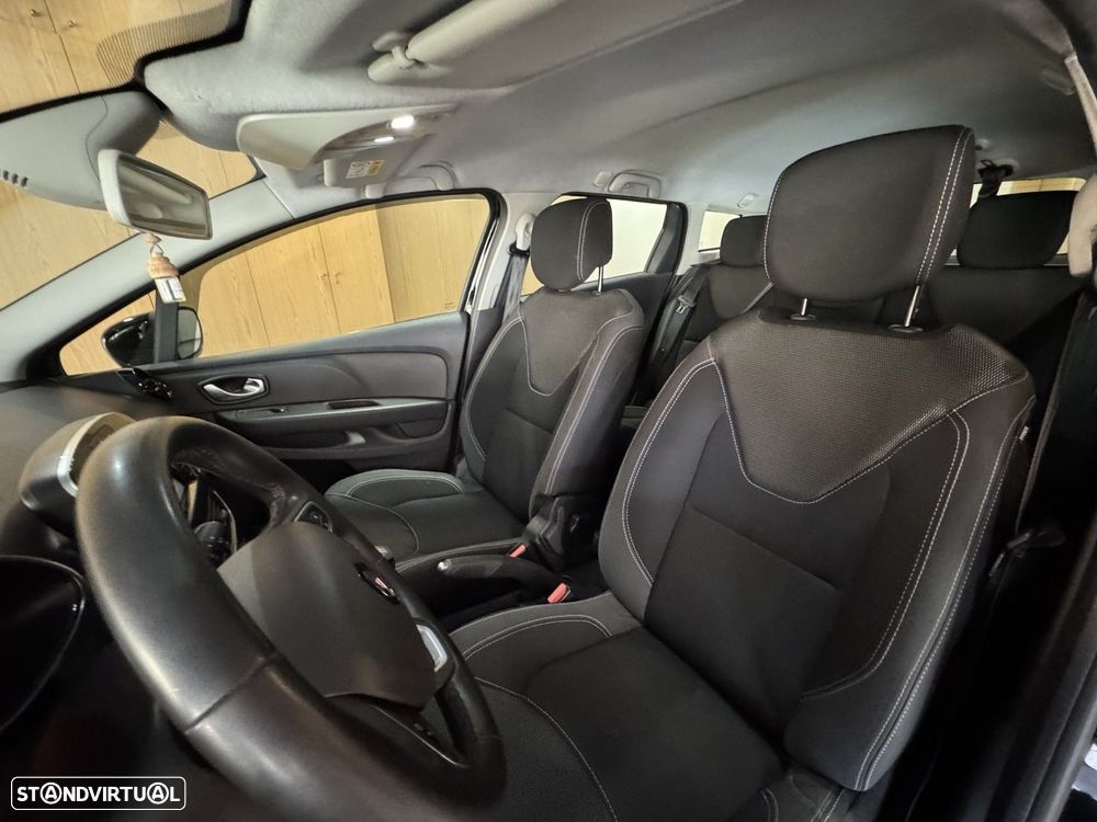 Renault Clio Sport Tourer 1.5 dCi Limited - 26