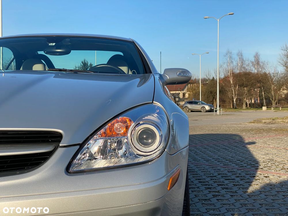 Mercedes-Benz SLK 350 7G-TRONIC - 29