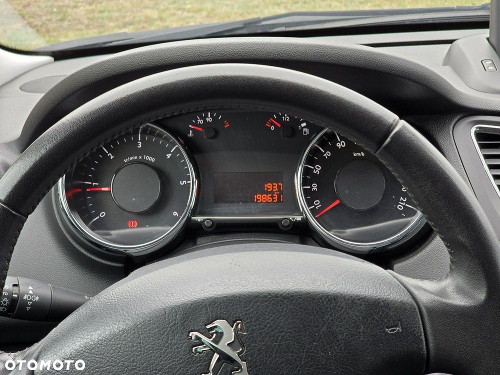 Peugeot 5008 - 16
