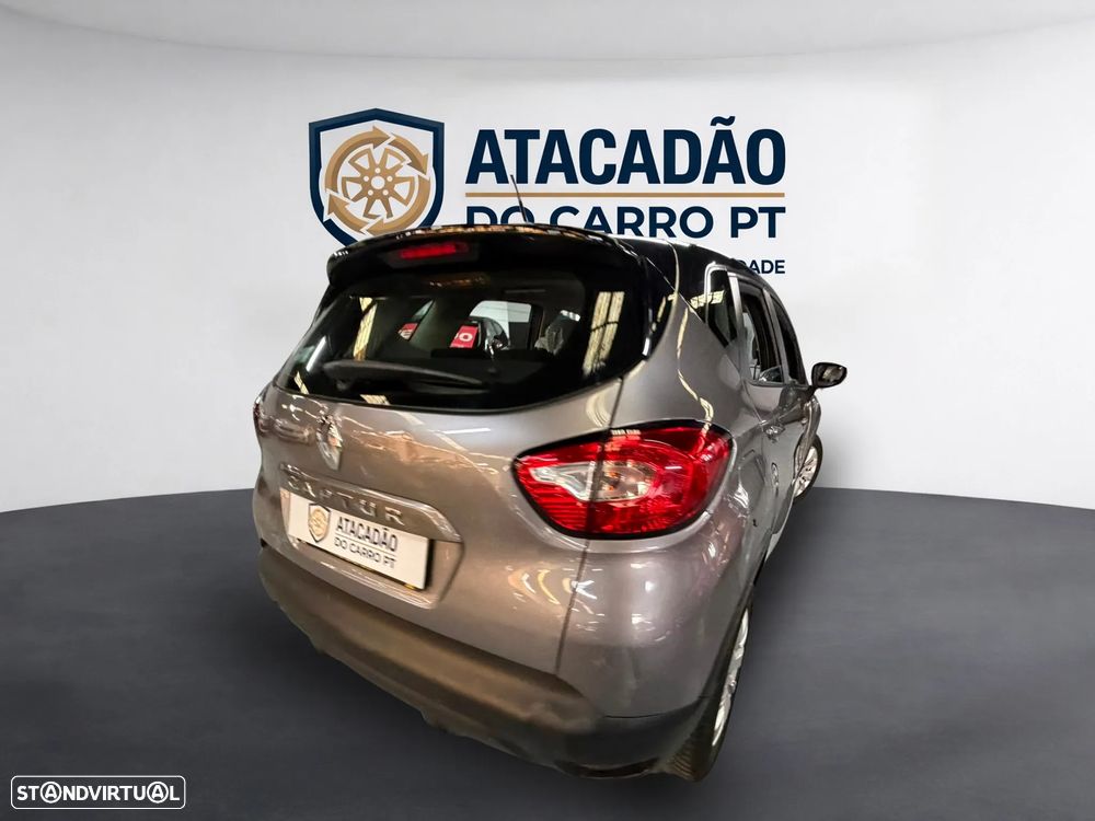 Renault Captur - 16