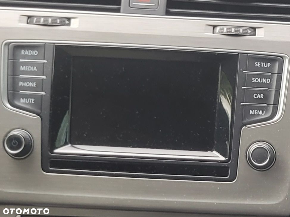 Volkswagen Golf 1.2 TSI BlueMot Comfortline - 8