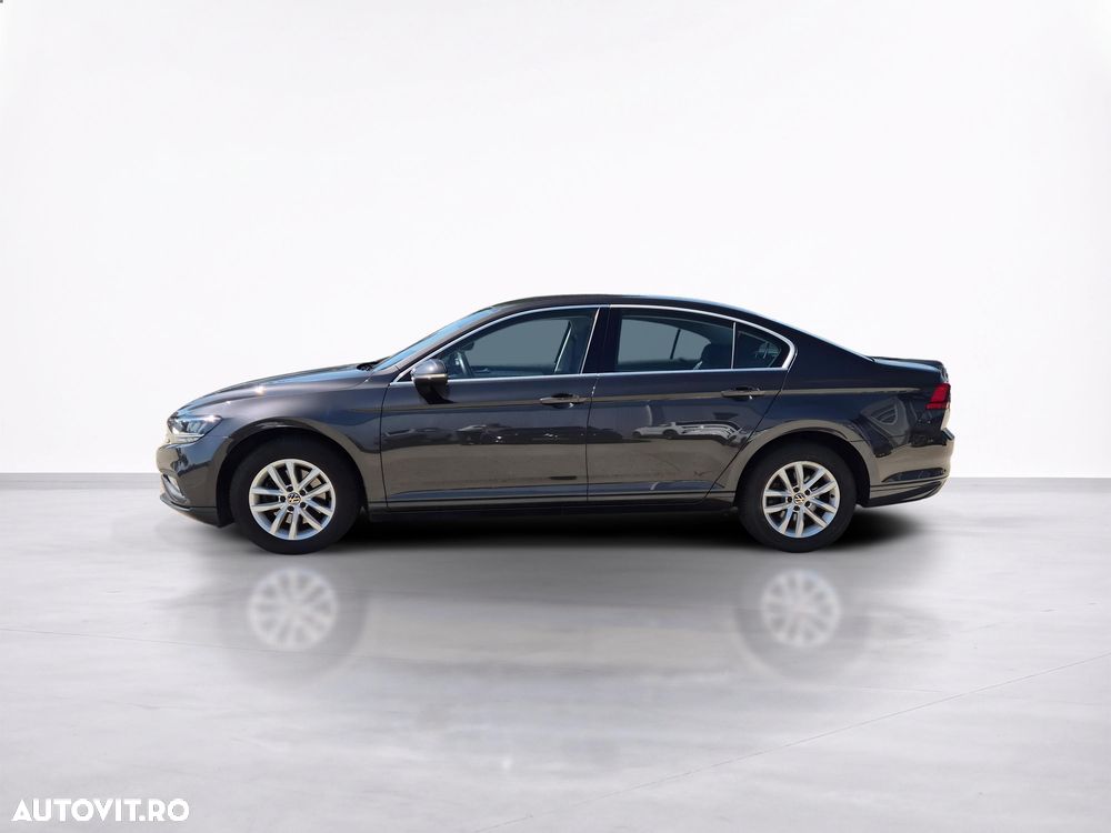 Volkswagen Passat 2.0 TDI DSG Advance - 3