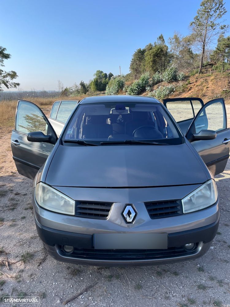 Renault Mégane 1.9 dCi Dynamique - 1