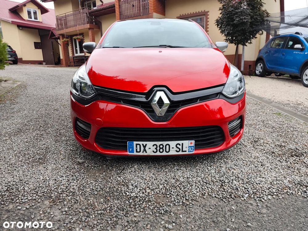 Renault Clio - 11