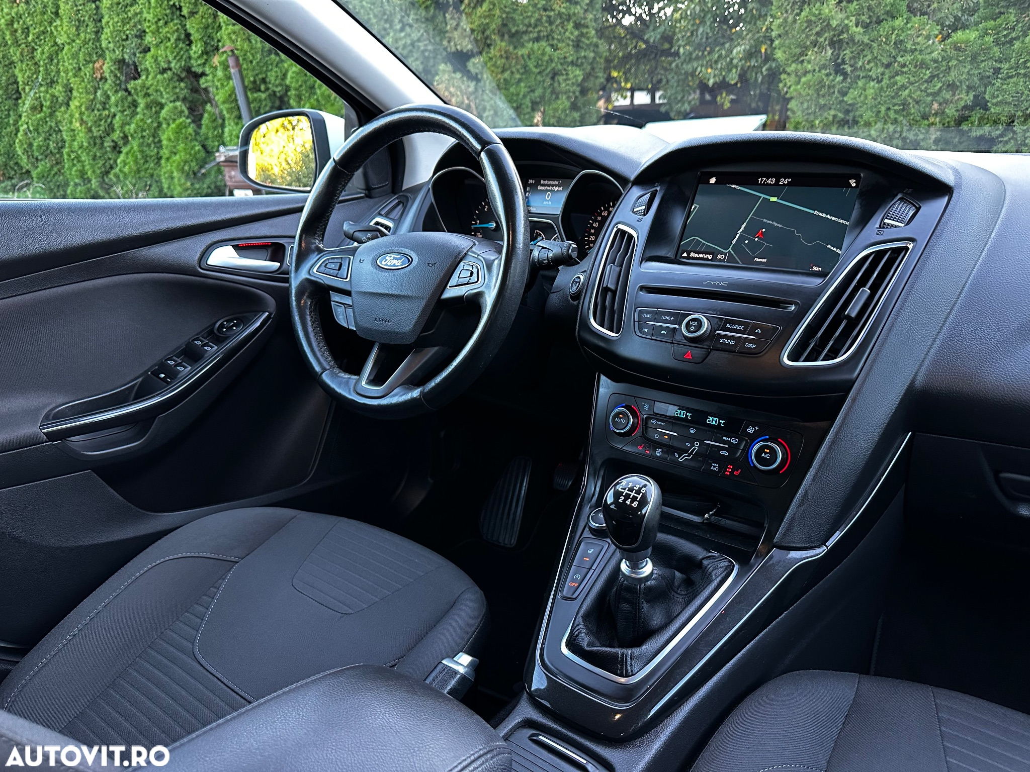 Ford Focus 1.5 EcoBlue Start-Stopp-System TITANIUM STYLE - 21