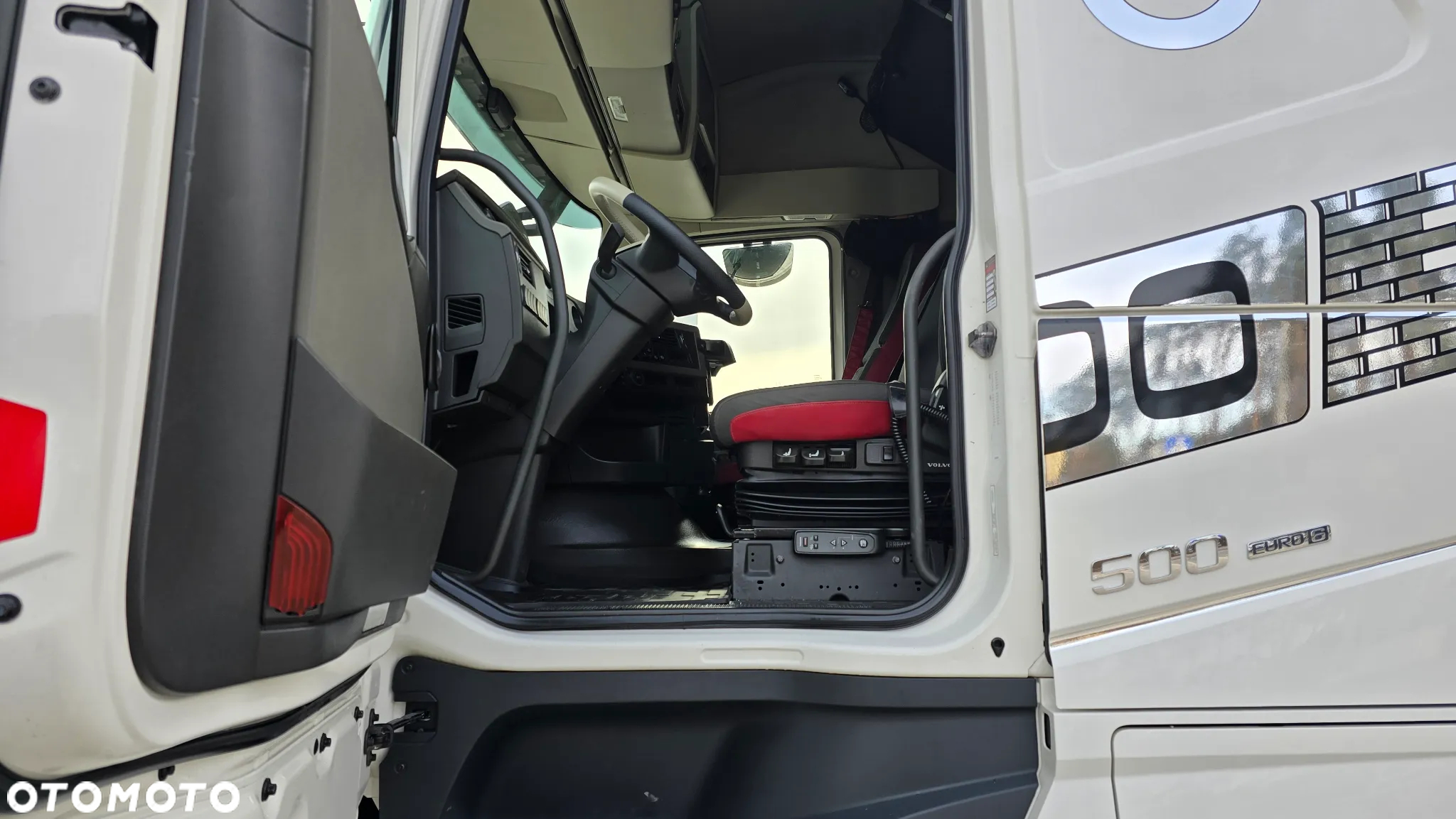 Volvo VOLVO FH 500 GLOBETROTTER XL❗️ / STANDARD / PO KONTRAKCIE / ACC / I-SHIFT / RADAR / I-PARK COOL / OSŁONY MIĘDZYOSIOWE / SALON POLSKA / AUTOMAT / EURO 6 / FULL SERWIS ASO / UNIKAT ❗️❗️ - 31