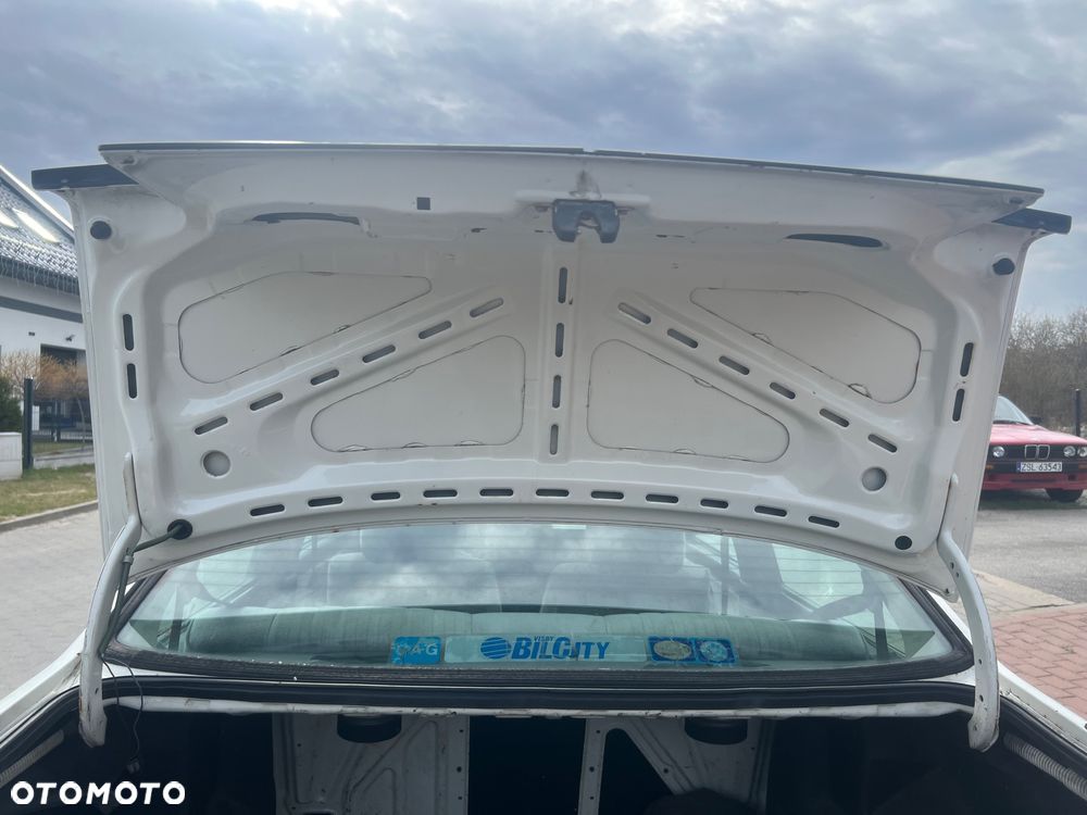 Volkswagen Jetta 1.8 CL - 27