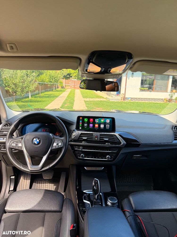 BMW X3 xDrive20d AT xLine - 9
