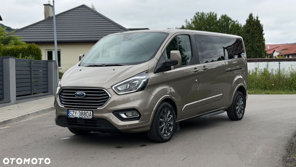 Ford Tourneo Custom 2.0 EcoBlue Hybrid L2 Titanium - 1