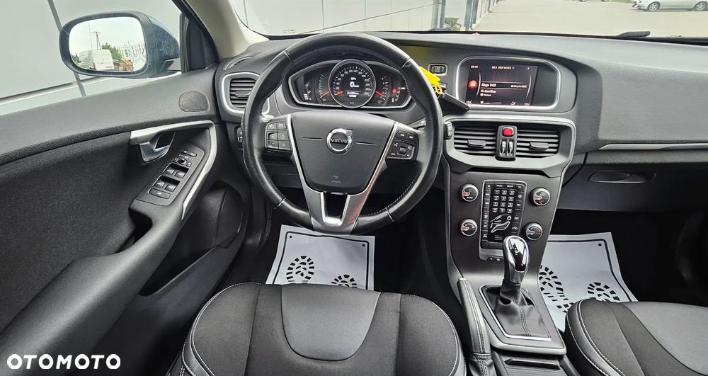 Volvo V40 T2 Geartronic - 23