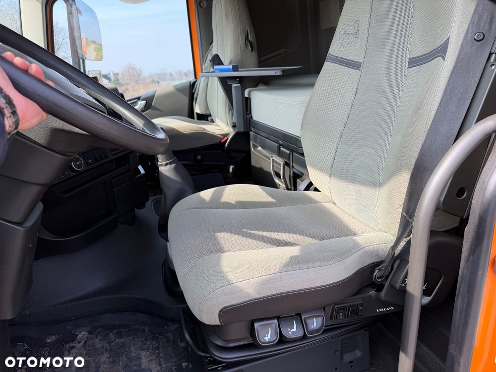 Volvo fh500 6x4 volvo do lasu do drzewa, manual specjalny - 21