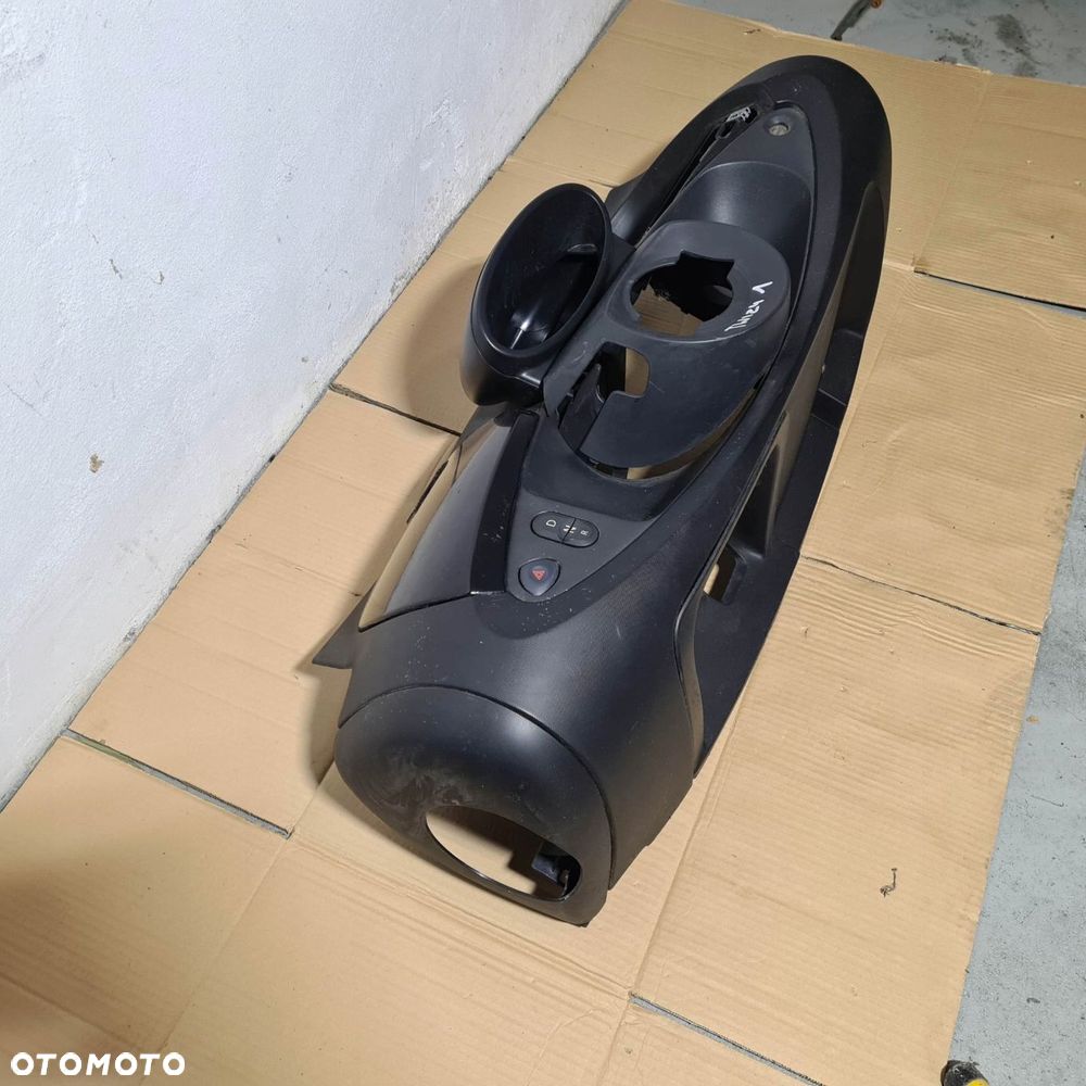 renault twizy kokpit deska konsola - 7