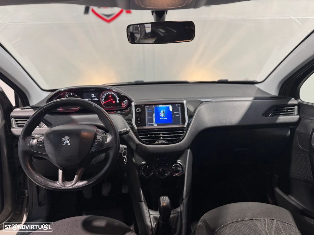 Peugeot 208 HDi 68 Access - 12