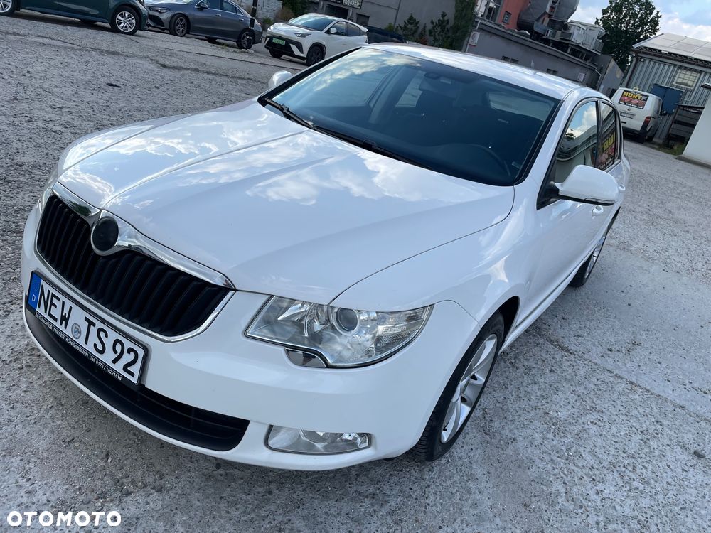 Skoda Superb 1.6 TDI Active - 1