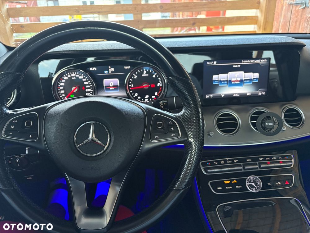 Mercedes-Benz Klasa E 200 d 9G-TRONIC - 7