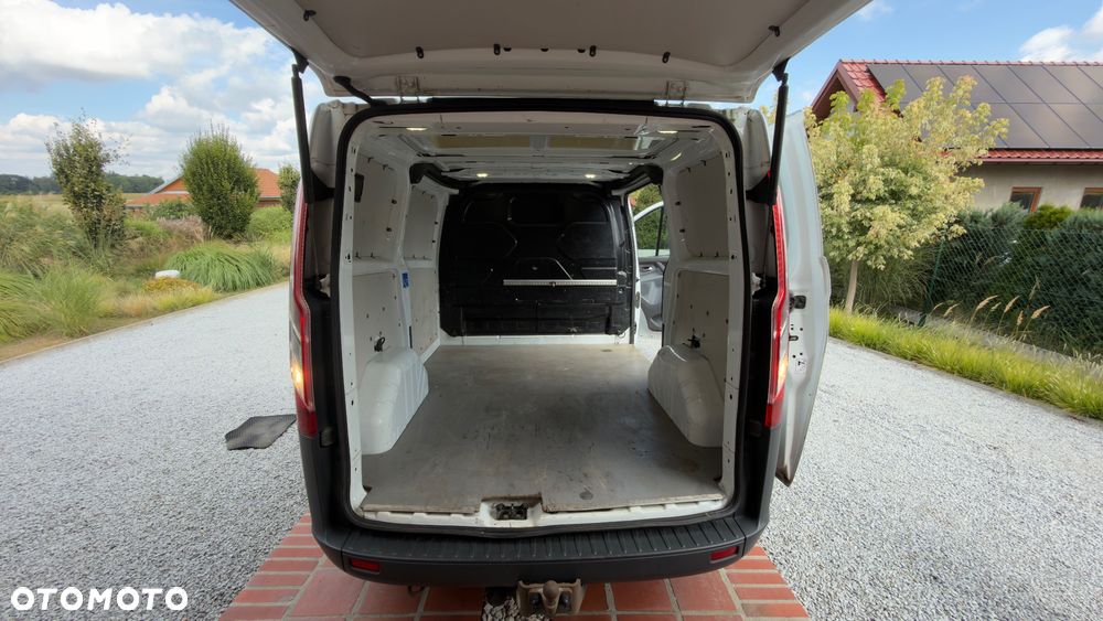 Ford Transit Custom - 13