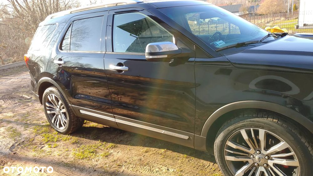 Ford Explorer - 7