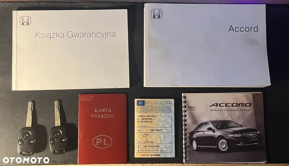 Honda Accord 2.0 Sport - 23
