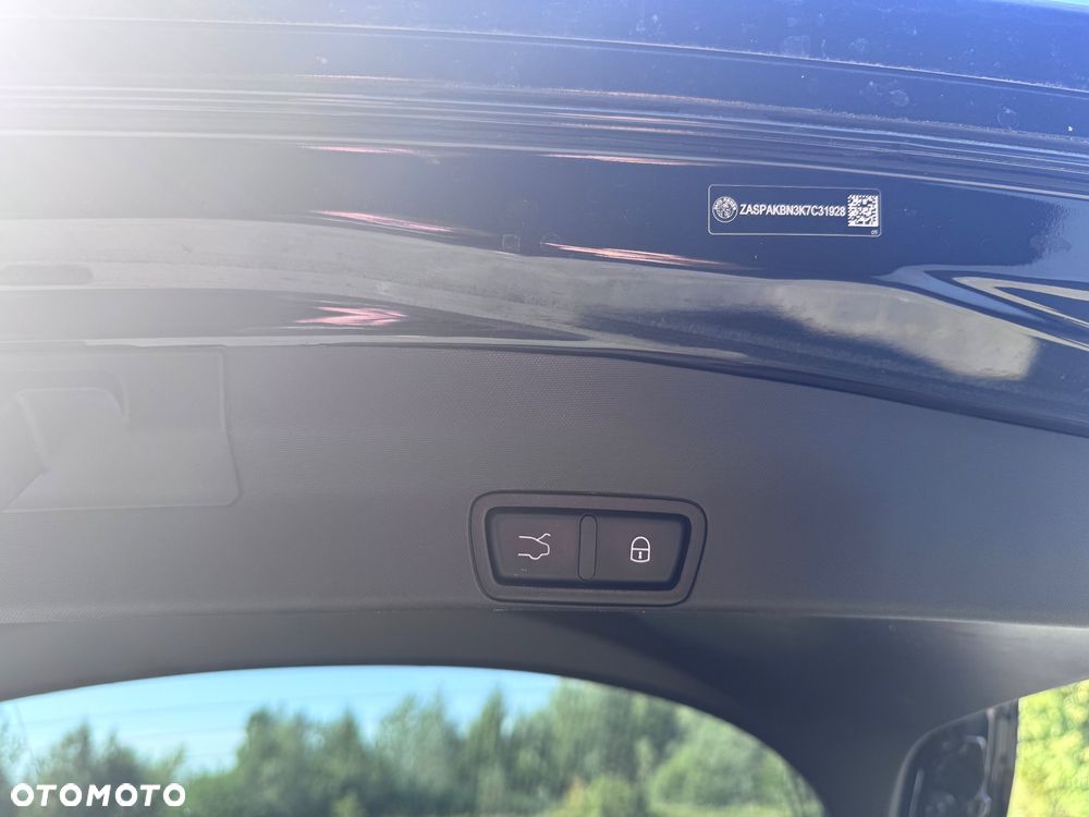 Alfa Romeo Stelvio 2.0 Turbo TI Q4 - 23