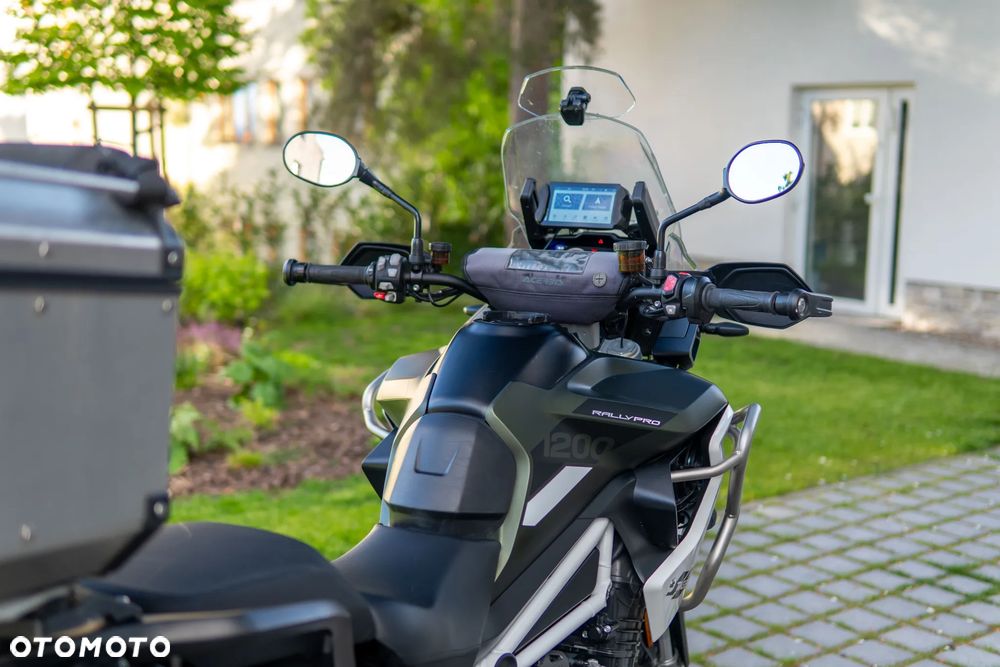 Triumph Tiger - 5