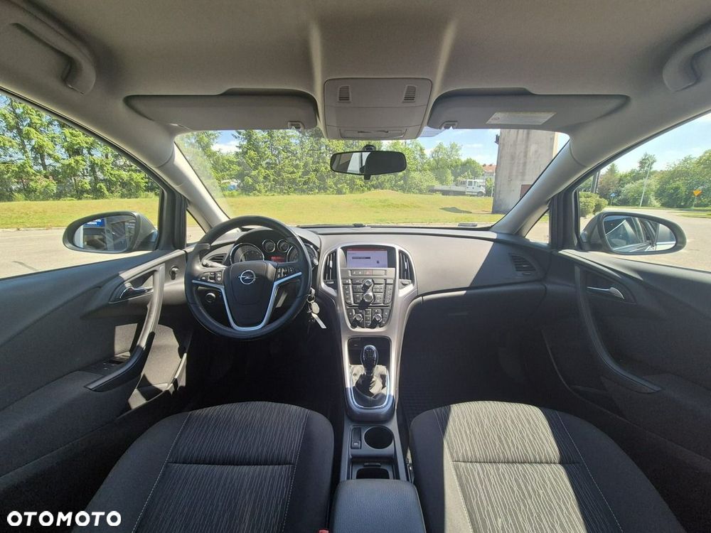 Opel Astra 1.4 T Business - 14