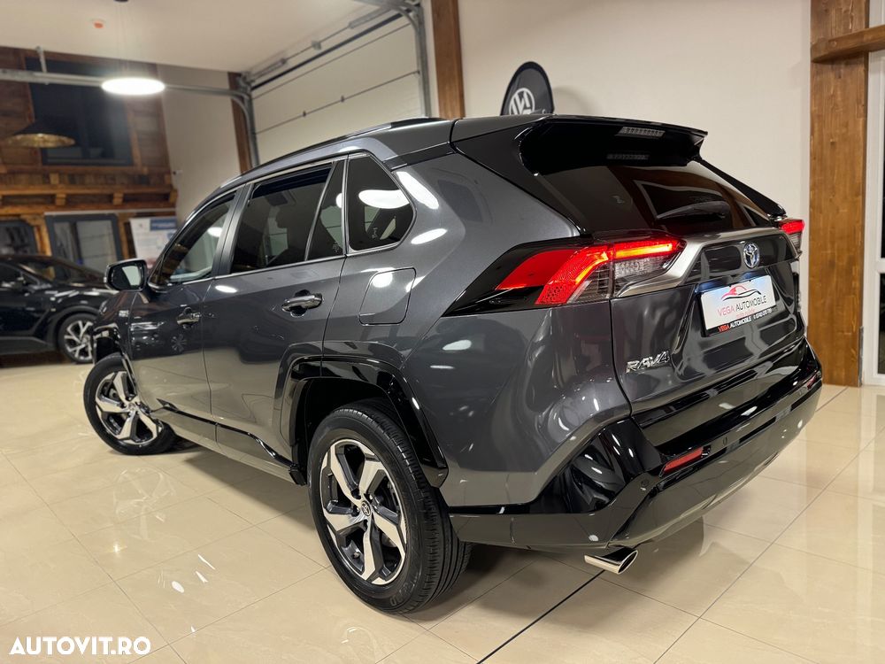 Toyota RAV4 Plug-in-Hybrid Style - 4