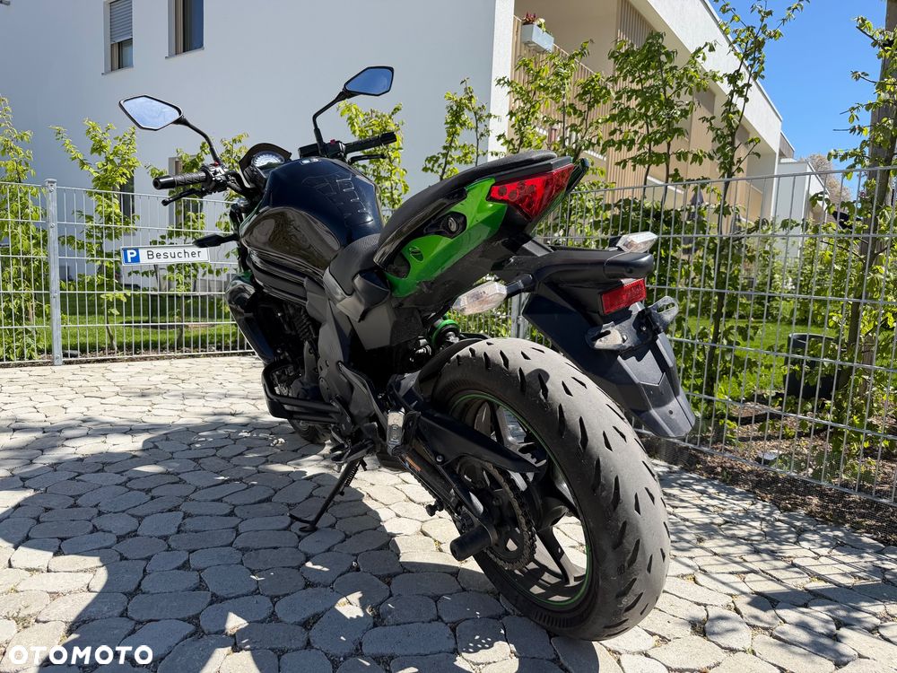 Kawasaki ER - 4