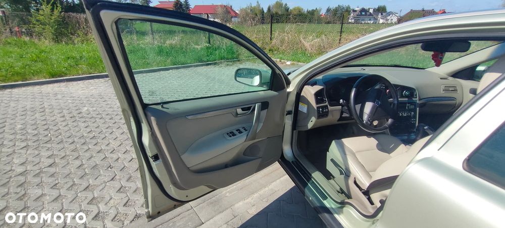 Volvo S60 2.5 T Momentum - 15