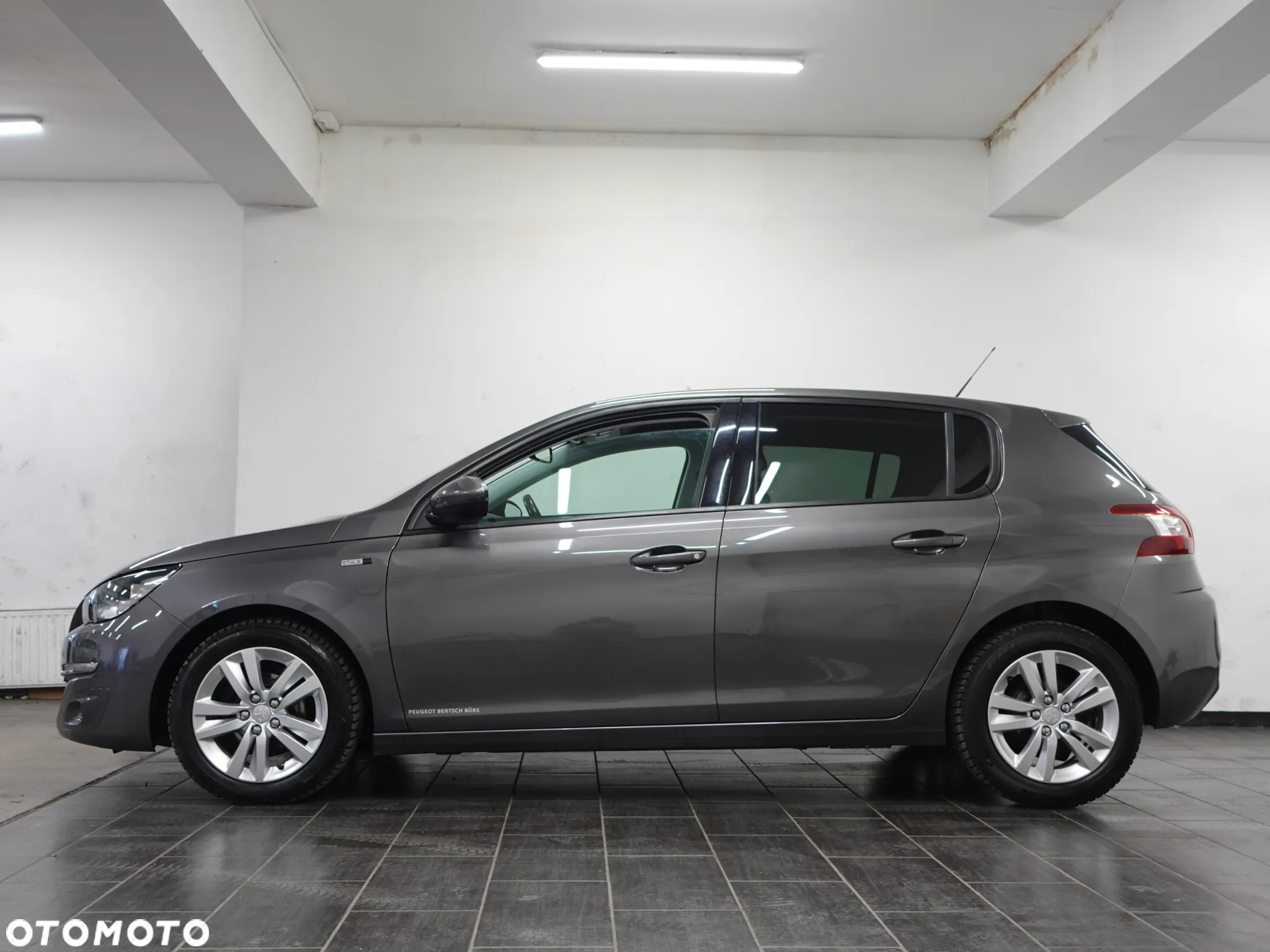 Peugeot 308 1.6 BlueHDi Style S&S - 5