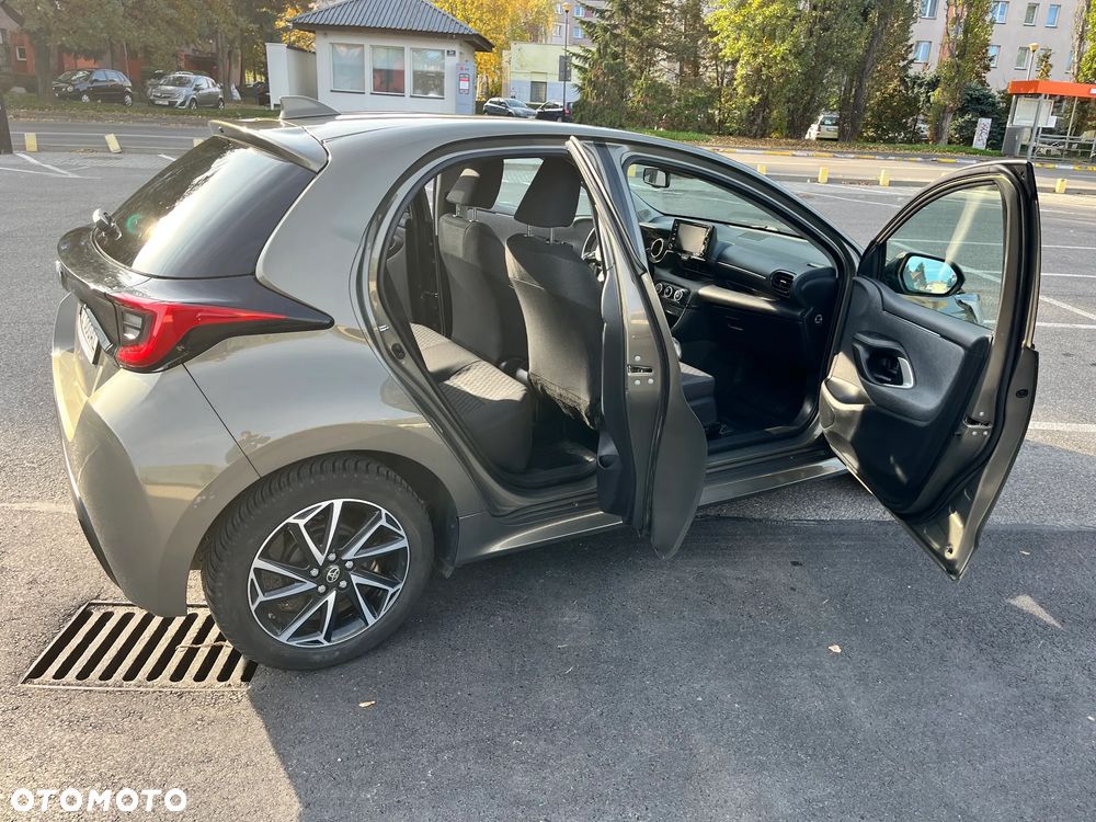Toyota Yaris - 13